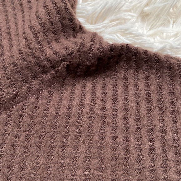 Cherish Hacci Waffle Cowl Neck Top 💗 Brown - Picture 9 of 15
